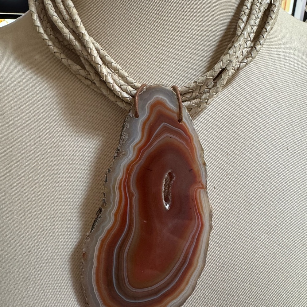 Handmade Cream Leather and Brown Agate Slice Pendant Necklace
